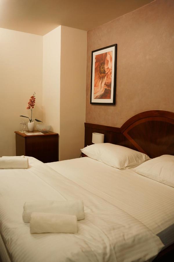 Hotel Laktaši Esterno foto