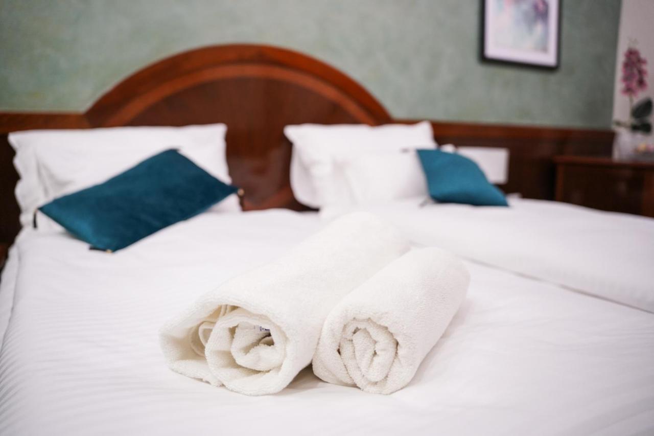 Hotel Laktaši Esterno foto