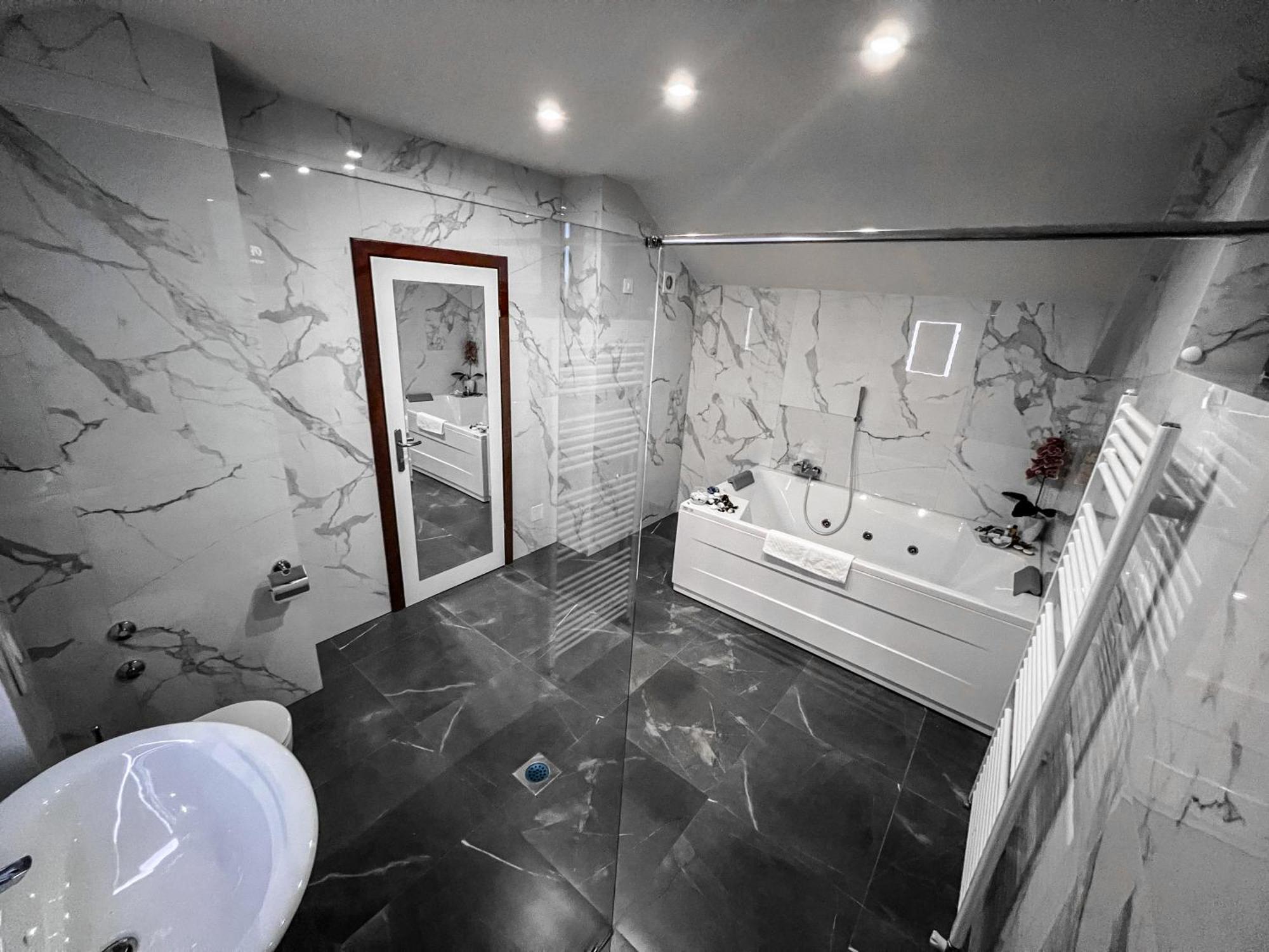 Hotel Laktaši Esterno foto